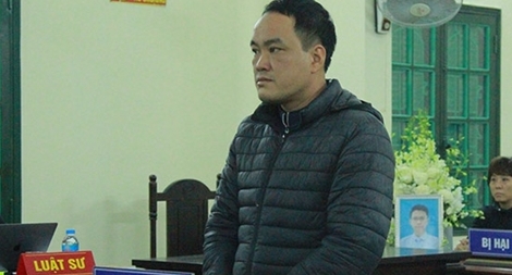 Lái xe chở rác chạy giờ cấm làm chết người lĩnh 3 năm 6 tháng tù