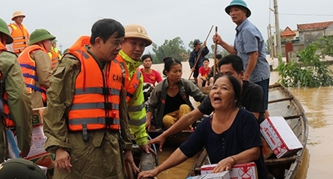 Tết yêu thương nơi tâm lũ đi qua