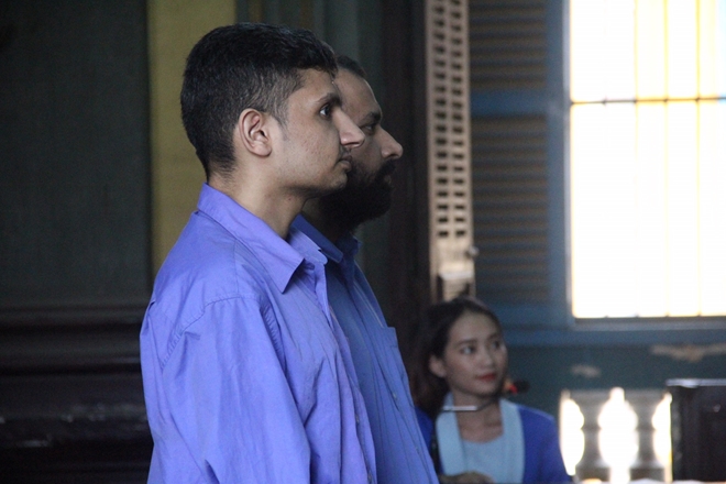 Túng tiền hai người nước ngoài cướp tài xế GrabBike