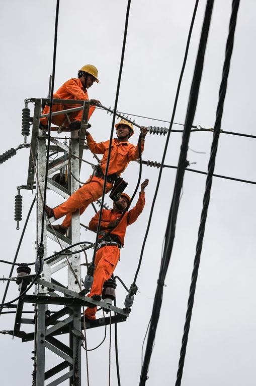 Diễn tập xử lý sự cố mất điện trên diện rộng phục vụ Tuần lễ cấp cao APEC 