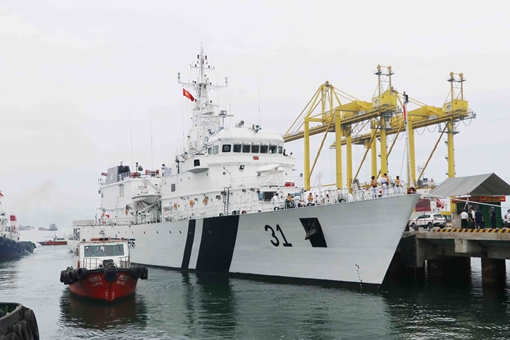 Tàu lực lượng bảo vệ bờ biển Ấn Độ thăm Đà Nẵng