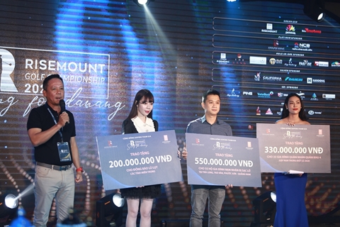 Giải Golf Championship 2020 ủng hộ trên 1 tỉ đồng cho miền Trung 