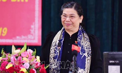 Phó Chủ tịch Thường trực Quốc hội Tòng Thị Phóng tiếp xúc cử tri tại tỉnh Sơn La