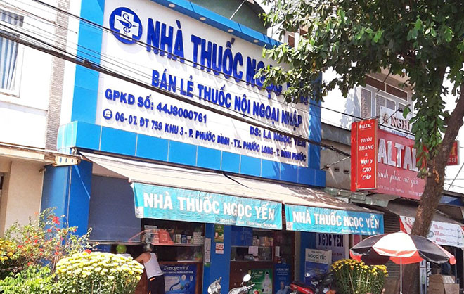 Nhà thuốc ở tỉnh Bình Phước cấp miễn phí khẩu trang y tế cho người ...