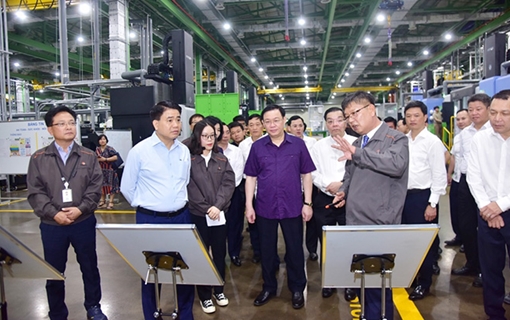 Đề nghị hỗ trợ tháo gỡ khó khăn cho Khu công nghệ cao Hoà Lạc