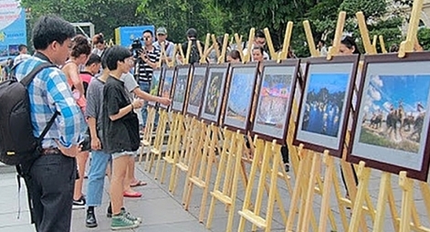 Triển lãm ảnh “Đất nước, con người ASEAN”