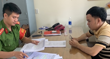 Bắt cán bộ văn phòng đất lừa đảo hơn 4 tỷ đồng