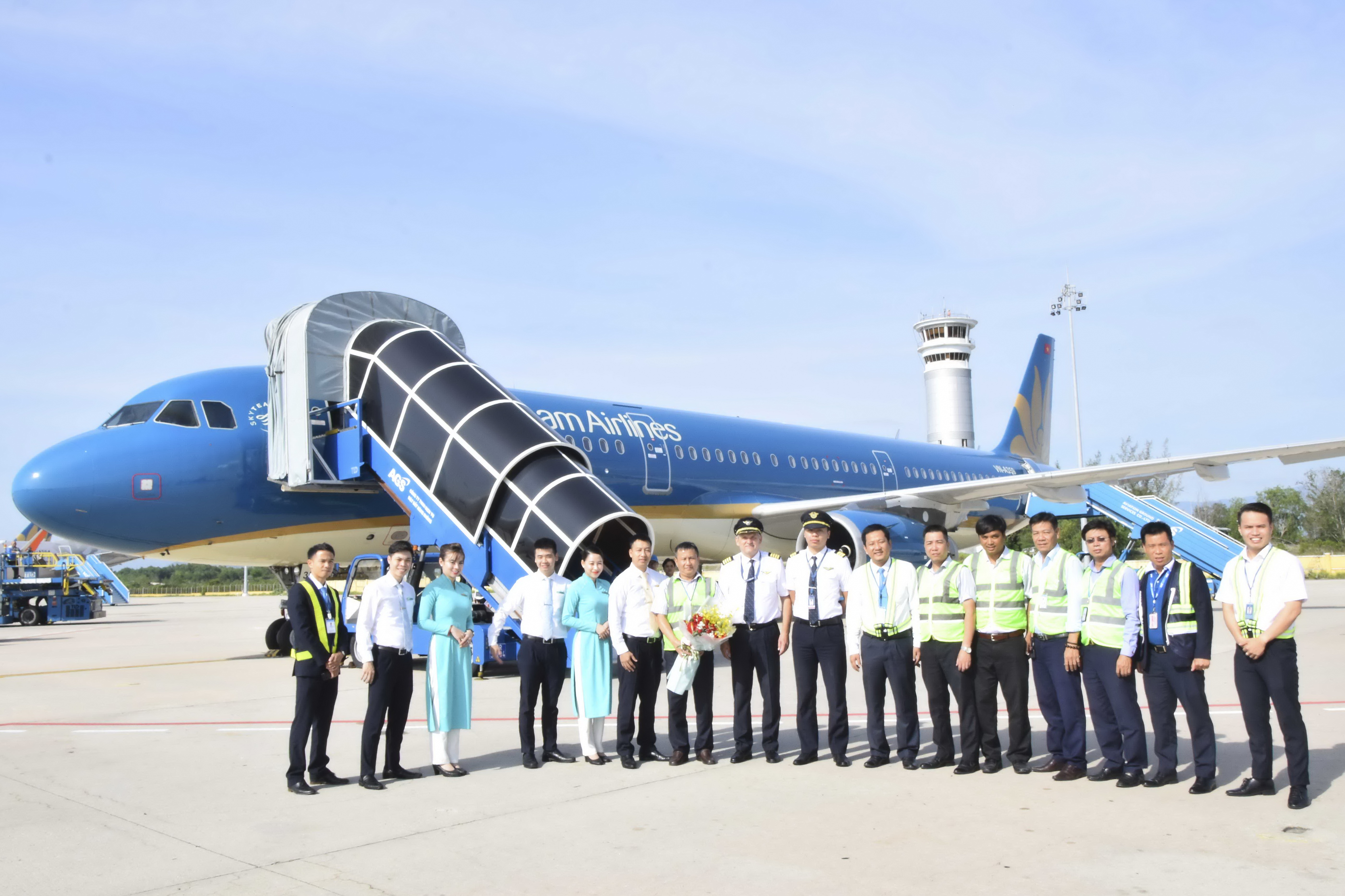 Đường băng số 2 Sân bay Quốc tế Cam Ranh chính thức khai thác