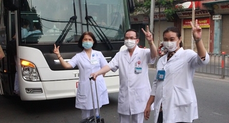 Bác sĩ bệnh viện Thống Nhất lên đường chống dịch COVID-19