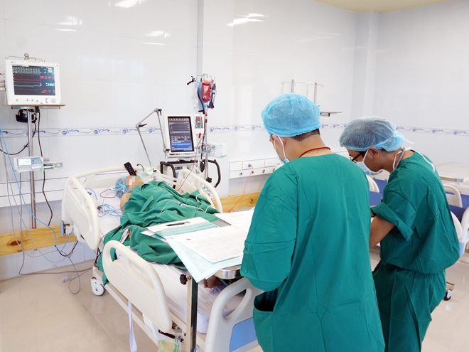 Ca phẫu thuật tim hở đầu tiên tại Bệnh viện ĐK Xuyên Á
