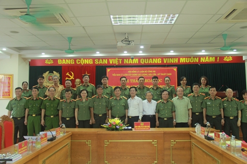 Nâng cao trách nhiệm nêu gương của cán bộ lãnh đạo, chỉ huy CAND trong tình hình mới