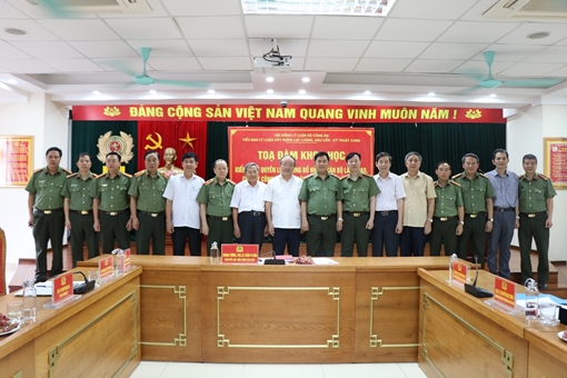 Tọa đàm “Kiểm soát quyền lực trong bổ nhiệm cán bộ, lãnh đạo chỉ huy CAND”