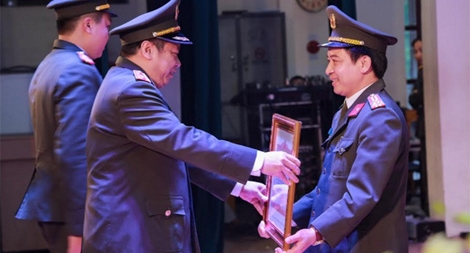 Người cán bộ khảo thí được Thủ tướng Chính phủ tặng Bằng khen