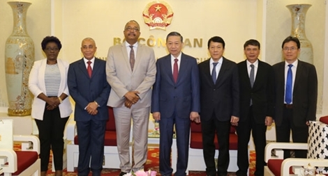 Bộ Công an Việt Nam luôn coi trọng hợp tác phát triển với Angola