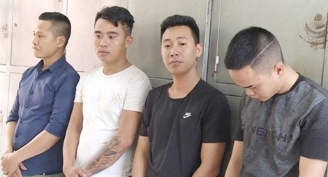 Đường dây mua bán thiếu nữ rồi ép làm nhân viên “quán hát”