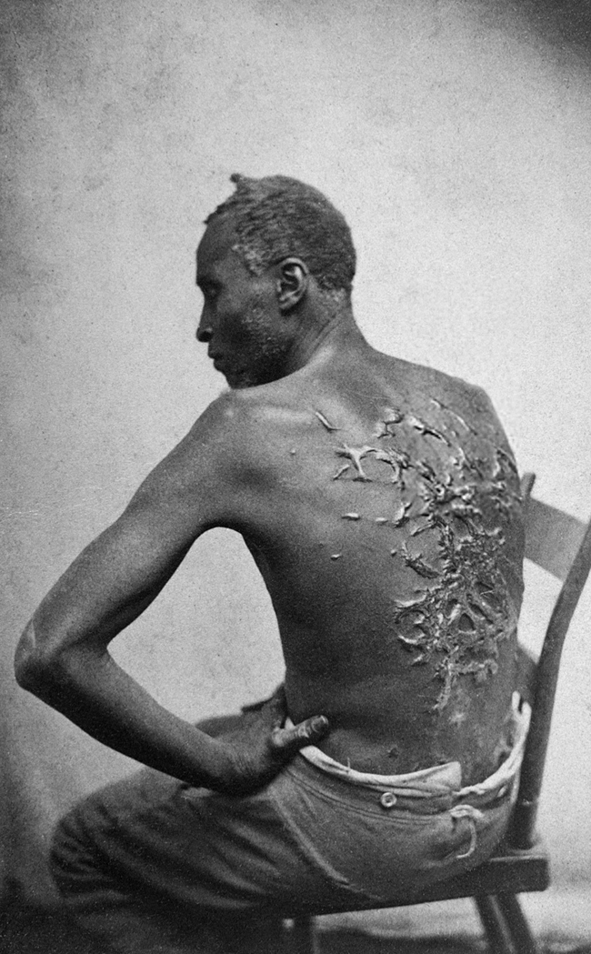 Từ những năm 1600, người da đen đã đến nước Mỹ và đóng góp không nhỏ cho nền văn hoá đa dạng của quốc gia này. Nếu bạn muốn tìm hiểu về lịch sử và văn hoá của châu Phi, hãy xem bức ảnh này và khám phá những câu chuyện đằng sau những cánh cửa kín đáo.