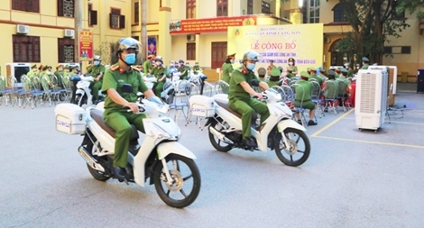 Bàn giao phương tiện cho Công an xã, thị trấn biên giới tỉnh Lạng Sơn