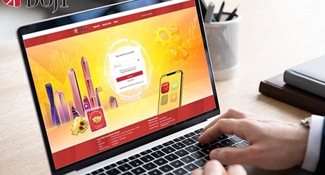 Giao dịch vàng vật chất online, khách hàng được lợi gì?