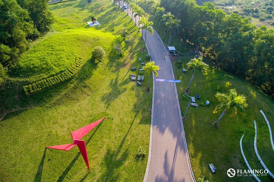 Triển lãm nghệ thuật điêu khắc tại Flamingo Đại Lải