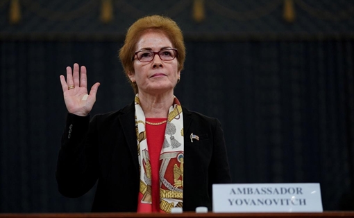 Cựu Đại sứ Mỹ tại Ukraine tham gia điều trần, ông Trump "nổi đóa" trên Twitter