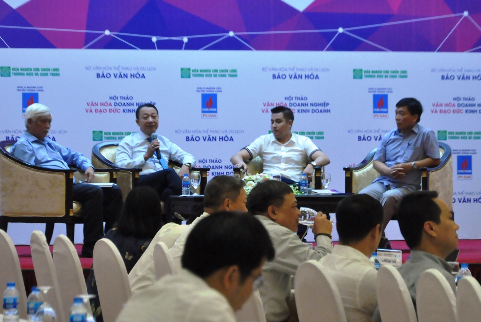 Bàn giải pháp cho các bất cập trong văn hóa, đạo đức kinh doanh thời 4.0