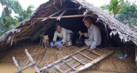 Hãy “Ủng hộ đồng bào lũ lụt miền Trung”