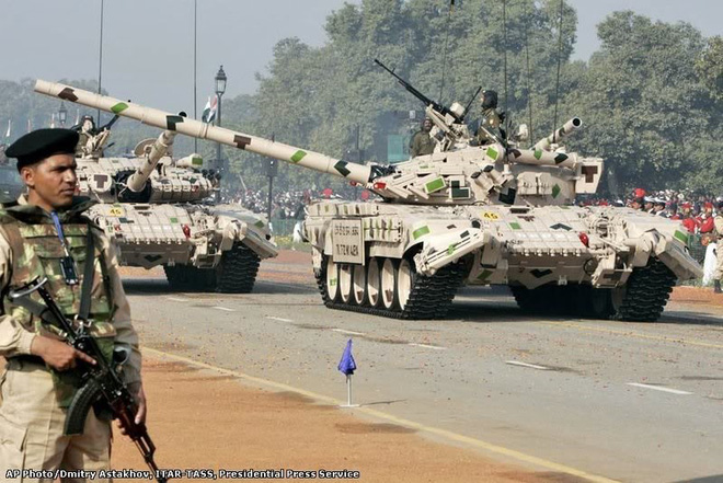 Giáp Xe Tăng T-72 Ấn Độ Miễn Nhiễm Với Đạn Pháo Kẻ Thù - Báo Công An Nhân  Dân Điện Tử