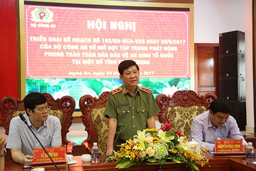 Triển khai kế hoạch phát động phong trào toàn dân BVANTQ tại miền Trung