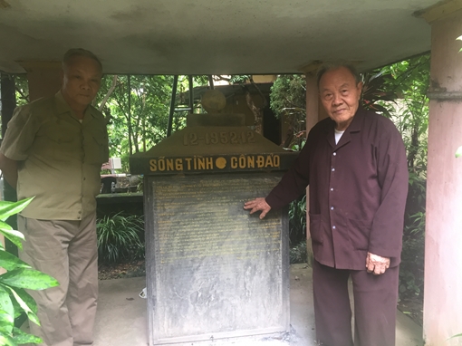 Cựu tù Côn Đảo xây đài tưởng niệm đồng đội