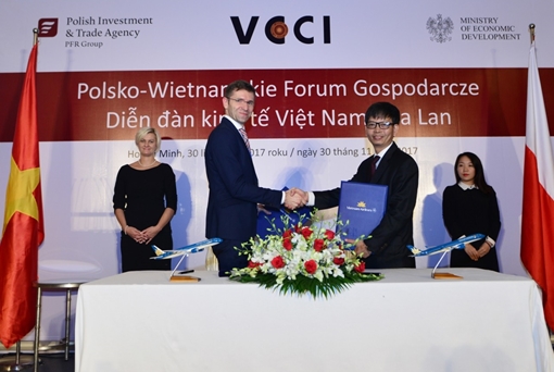 Tăng cường hiệu quả khai thác đường bay giữa Việt Nam – Ba Lan