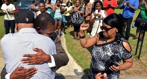 Hành trình 30 năm oan khuất của hai người đàn ông được bồi thường 75 triệu USD