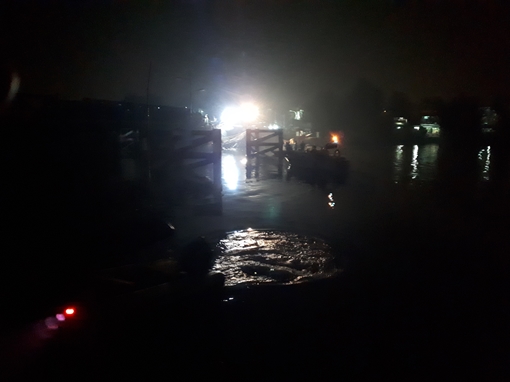 Tin thêm về vụ sập cầu ở TP HCM làm ô tô, xe máy rơi xuống sông