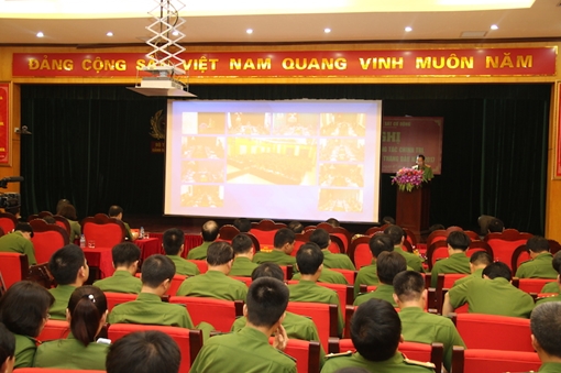 Tăng cường bảo vệ chính trị nội bộ, quản lý cán bộ chiến sỹ CSCĐ