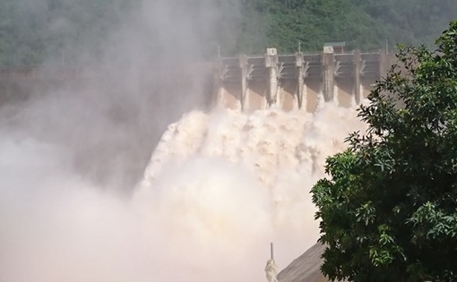 Truy tìm đối tượng tung tin đồn vỡ đập thuỷ điện Bản Vẽ