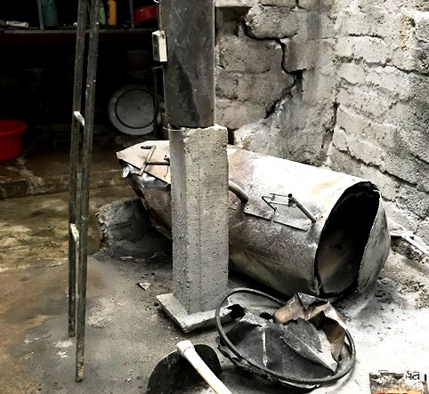 Nổ bình hơi trong lúc làm đậu phụ, hai vợ chồng nguy kịch