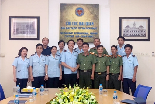 Hải quan Tân Sơn Nhất phối hợp phòng, chống tội phạm kinh tế xuyên quốc gia