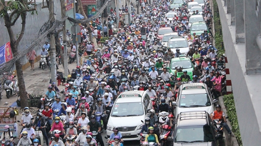 Thực hiện nếp sống văn minh đô thị bắt đầu từ văn hóa giao thông và không xả rác