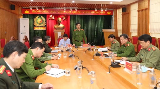 Thứ trưởng Nguyễn Duy Ngọc kiểm tra công tác tại Công an tỉnh Hưng Yên