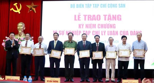 Hội thảo “Tạp chí Cộng sản 90 năm xây dựng và phát triển"