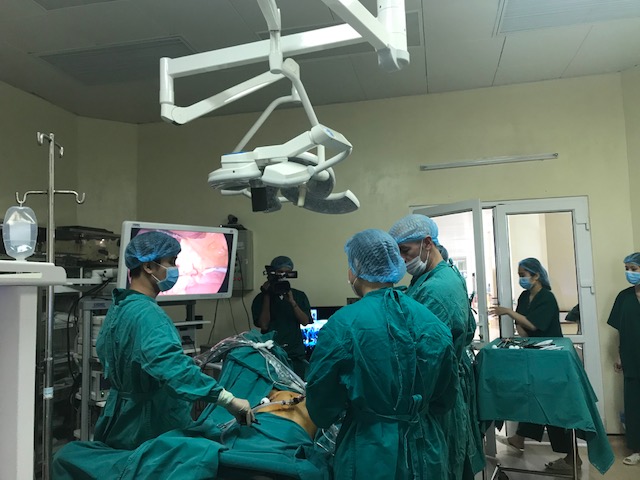 Nhanh gặp tử thần vì tin vào chữa ung thư bằng... đắp lá