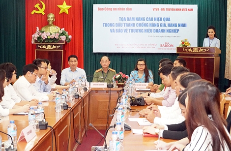 Nâng cao hiệu quả trong đấu tranh chống hàng giả, hàng nhái và bảo vệ thương hiệu doanh nghiệp