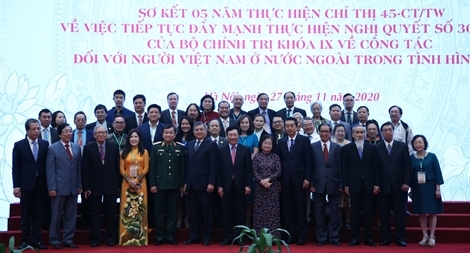 Người Việt ở nước ngoài đóng vai trò quan trọng trong sự nghiệp xây dựng và bảo vệ Tổ quốc