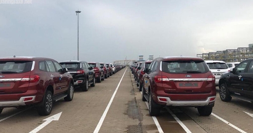 Một tuần hơn 4.000 ô tô nhập khẩu về Việt Nam