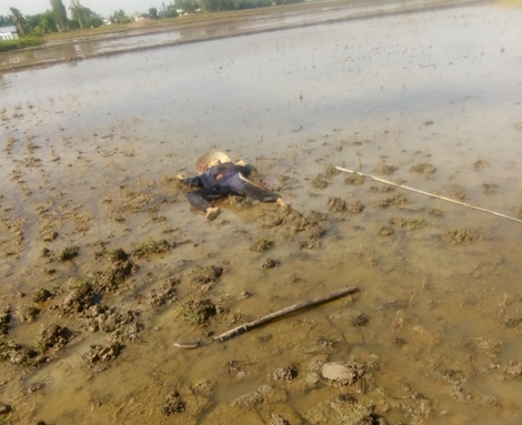 Tranh chấp đất đai, hai chú cháu đâm nhau tử vong