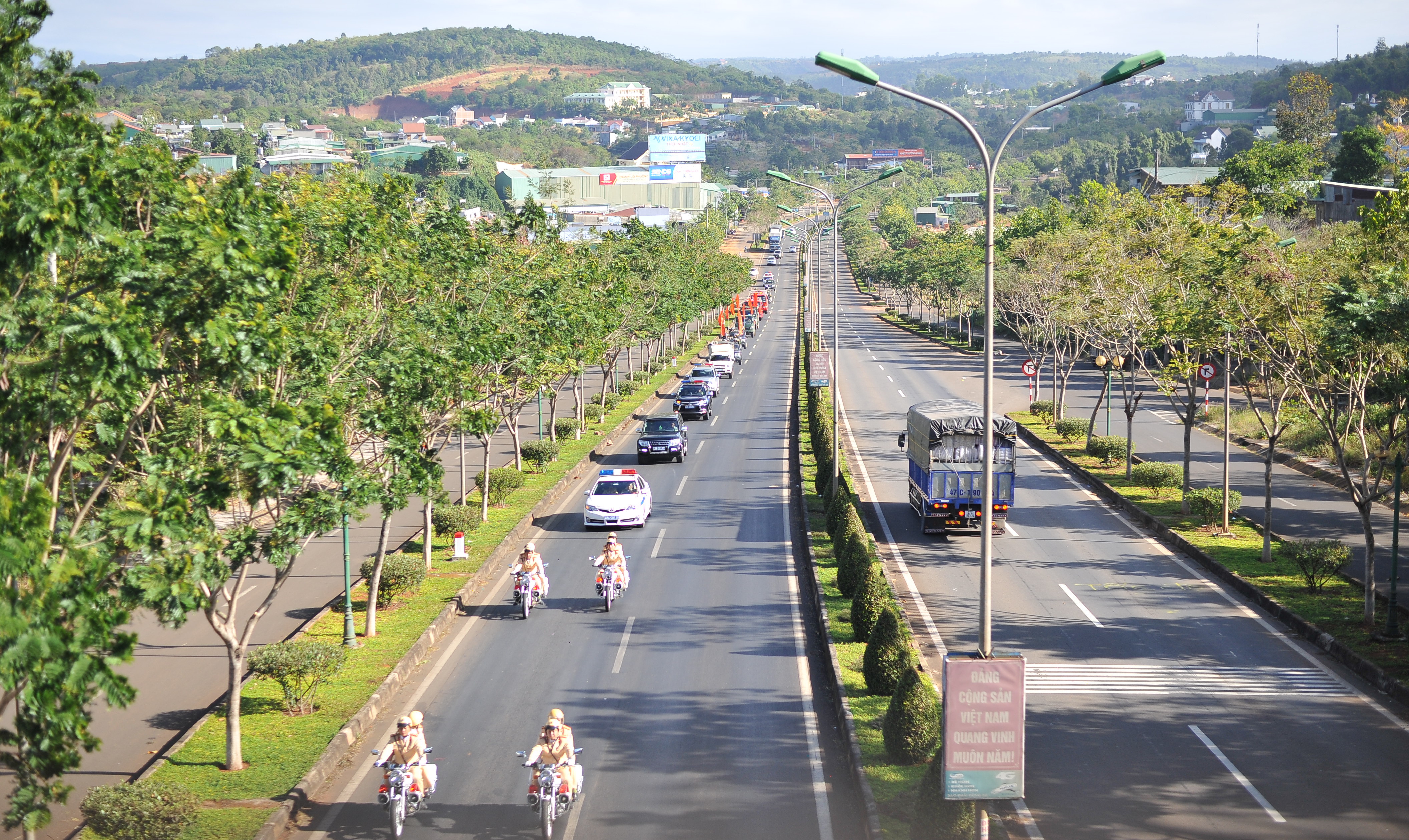 Công an Đắk Lắk và Đắk Nông ra quân đảm bảo ANTT Tết Nguyên đán Canh Tý 2020