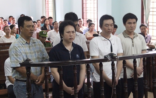 Khởi tố Giám đốc đưa hối lộ cho thanh tra giao thông