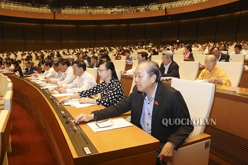 Quốc hội thông qua  Luật sửa đổi, bổ sung một số điều của Luật Quản lý, sử dụng vũ khí, vật liệu nổ và công cụ hỗ trợ